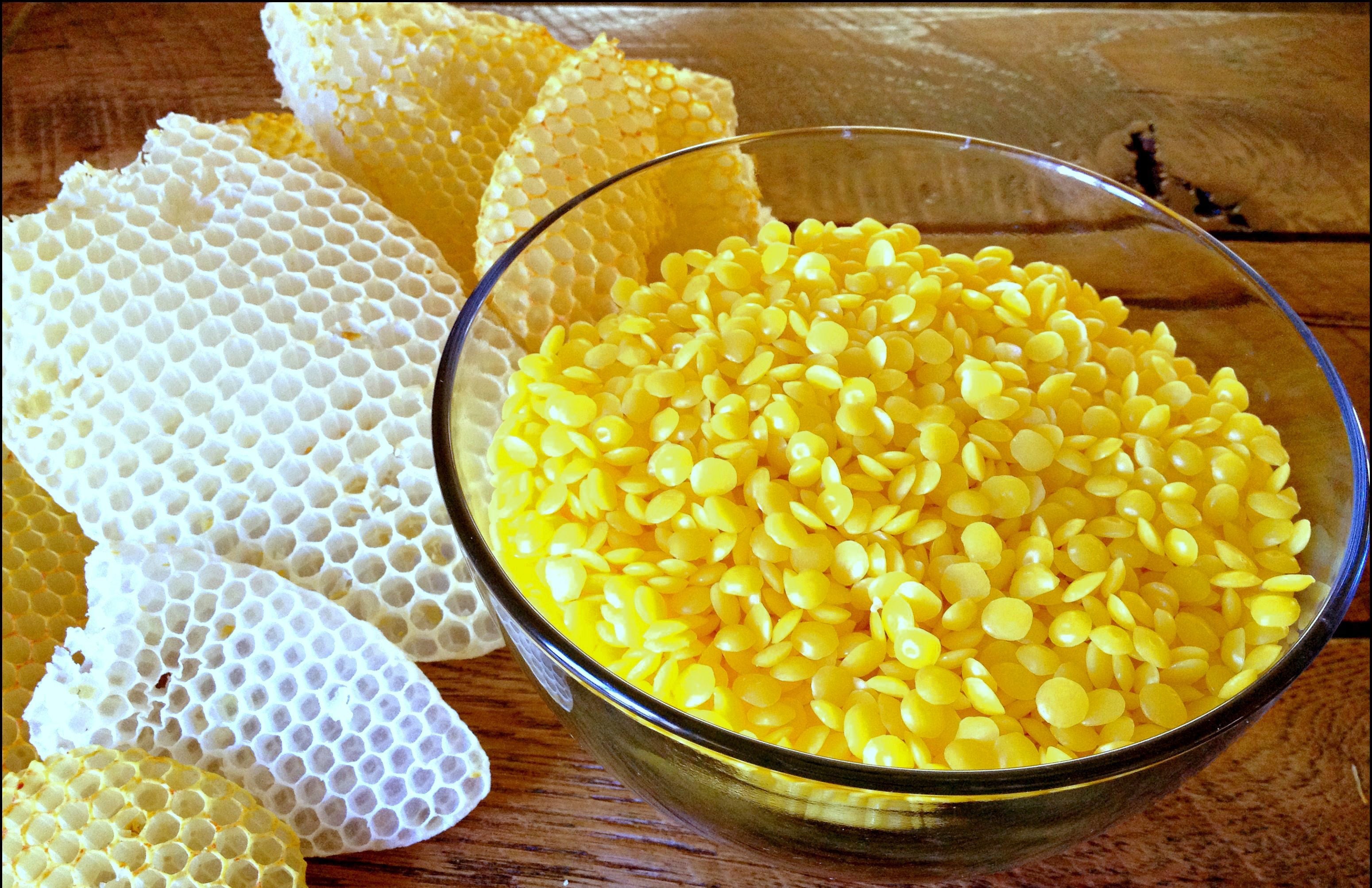 Yellow (BP Grade) Beeswax Pellets - Naturally Fragrant Beeswax